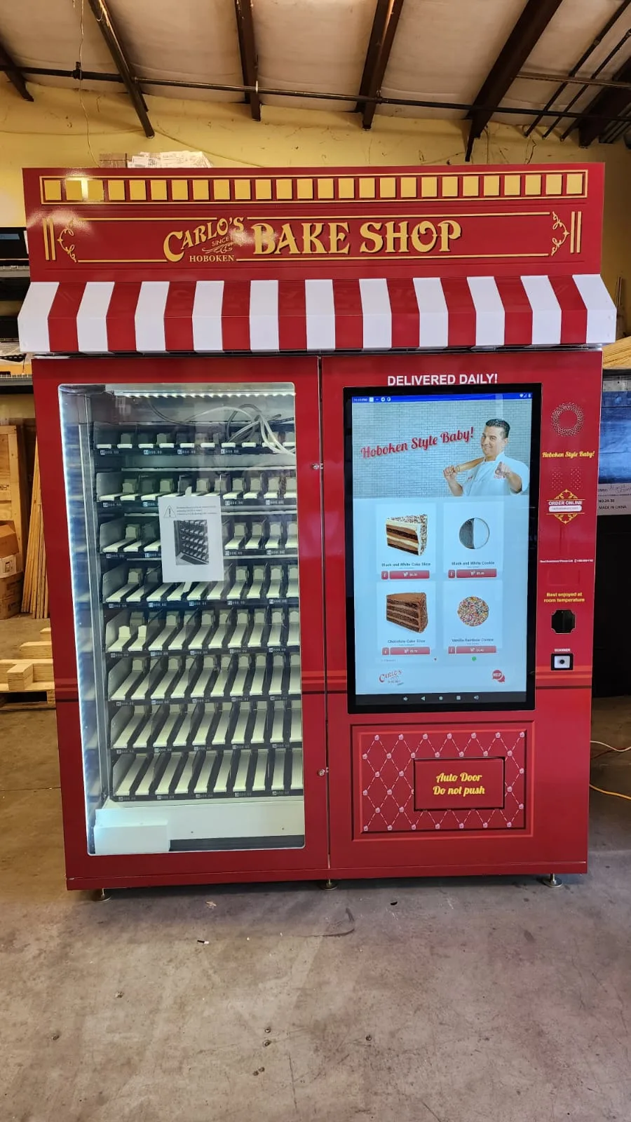 Enterprise Smart Vending Machine 140