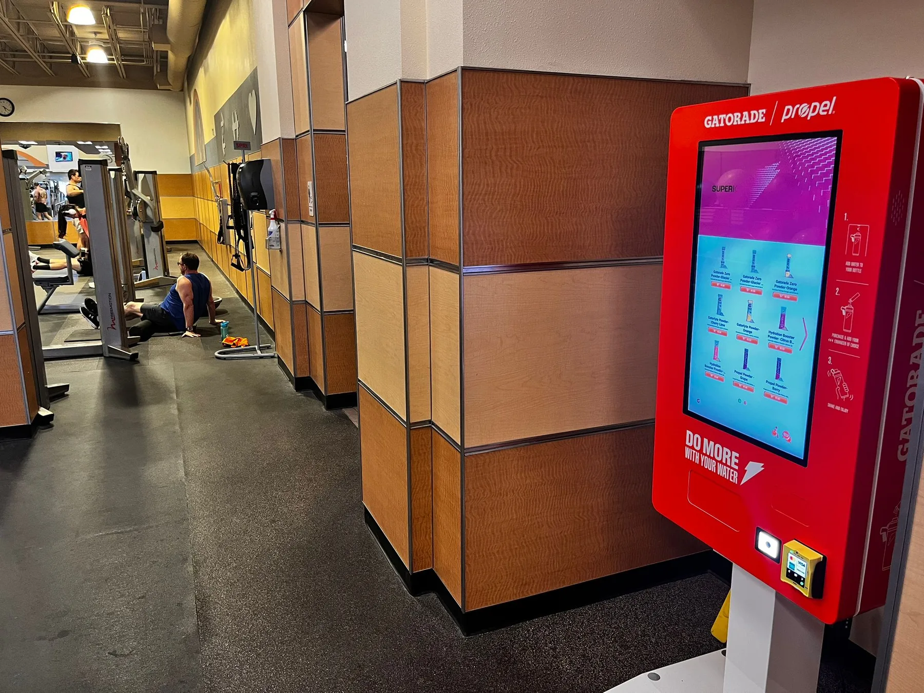 Wall Mounted Vending Machine 659